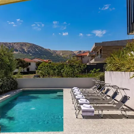 Appartement Sapore Di Mare With Shared Pool